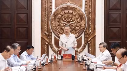 Party, State leader calls for consolidation of central steering committees on legal, judicial reform