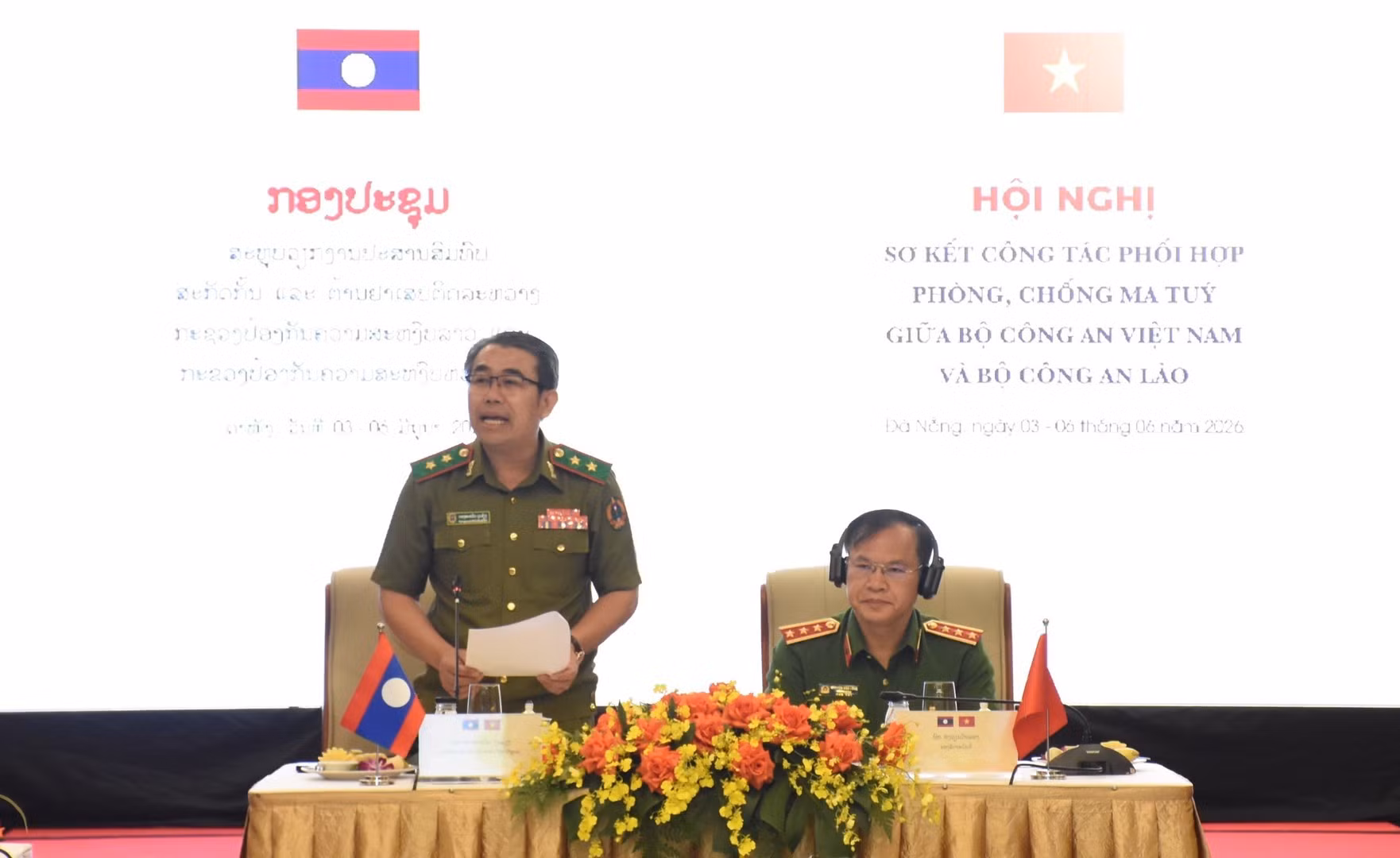 Deputy Minister Kongsavath Bounliang speaks at the meeting.