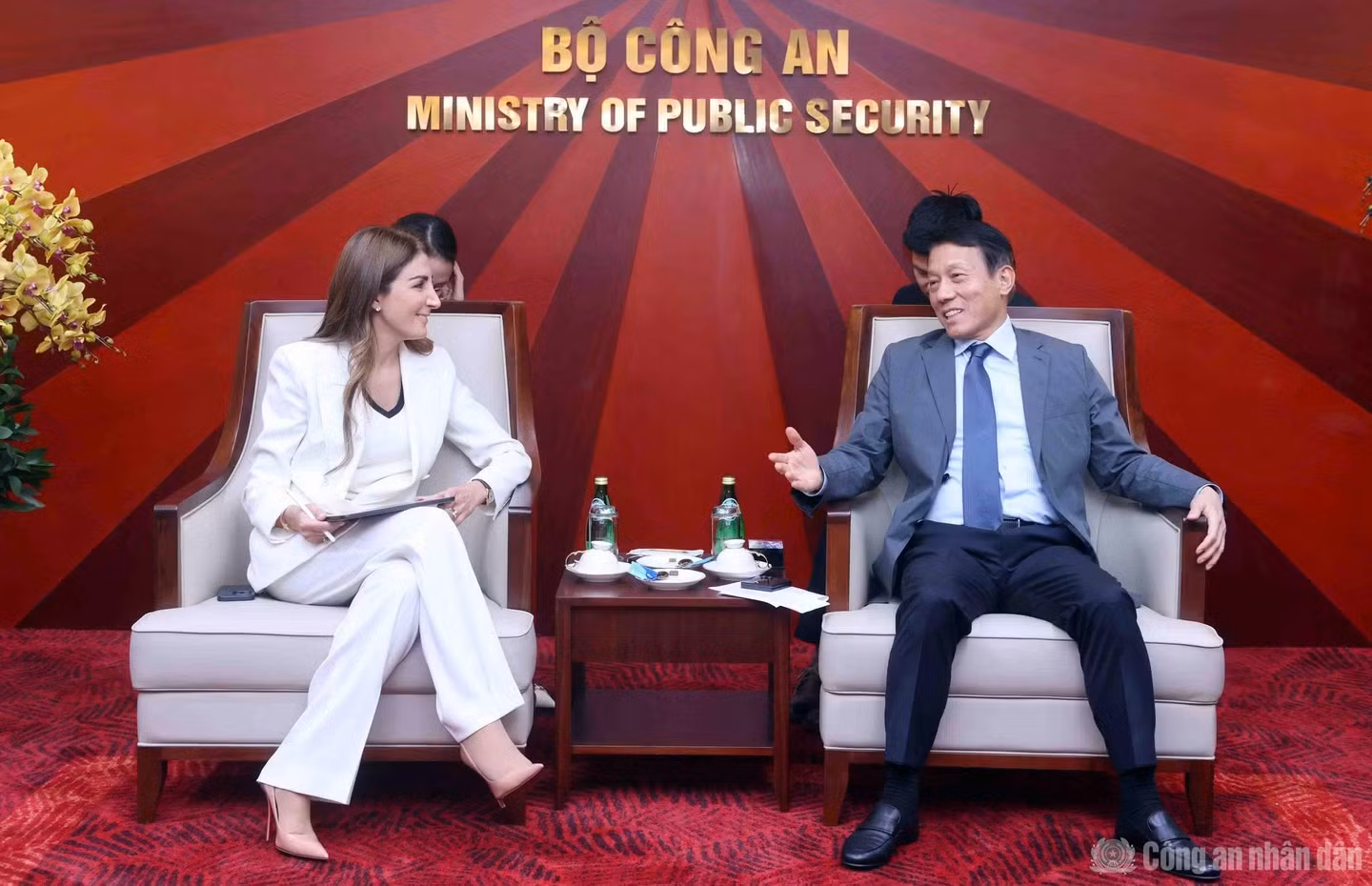 tai-xuong-3.png