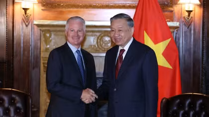 Top Vietnamese leader meets representatives of major US groups in New York