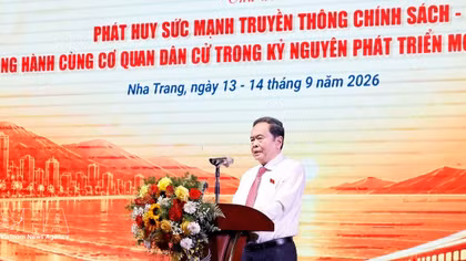 Top legislator calls for higher-quality, wider-reaching information on National Assembly, People's Councils