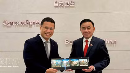 Key Party leader meets Singaporean PAP Chairman