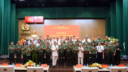 Building a revolutionary, regular, elite and modern Internal Political Security Force