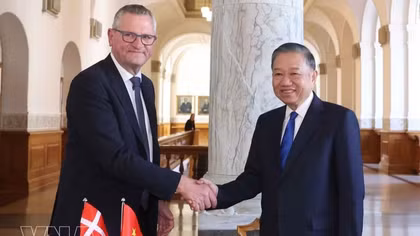 General Secretary, President To Lam meets with Danish Parliament Speaker Henrik Frandsen in Copenhagen