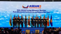 Vietnam proposes four measures to strengthen ASEAN solidarity, resilience, connectivity