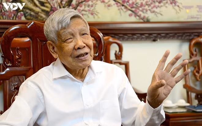 Former Communist Party's General Secretary Le Kha Phieu. Photo: VOV.