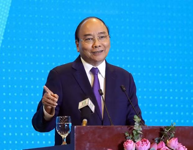 Prime Minister Nguyen Xuan Phuc addresses the “Hanoi 2020 – Investment & Development Cooperation” conference on June 27 (Photo: VNA) Prime Minister Nguyen Xuan Phuc addresses the “Hanoi 2020 – Investment & Development Cooperation” conference on June 27 (Photo: VNA)