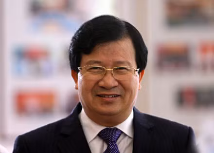 Deputy Prime Minister Trinh Dinh Dung