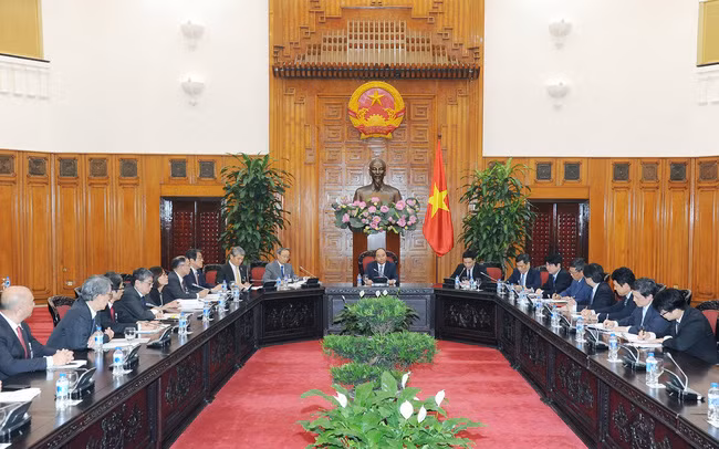 PM Phuc lauds Keidanren’s great contributions to Vietnam-Japan ties ảnh 1