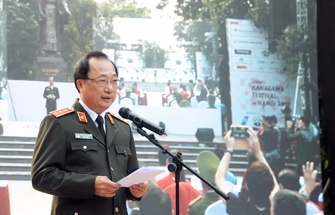 Deputy Minister Nguyen Van Thanh speaks at the event.
