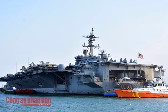 The aircraft carrier arrived with two escort ships, cruiser USS Lake Champlain (CG 57) and destroyer USS Wayne E. Meyer (DDG 108). The Carl Vinson Strike Group is on a regularly scheduled deployment in the Indo-Pacific region.