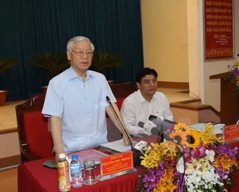 Nghe An should make methodical steps to develop: Party leader ảnh 1