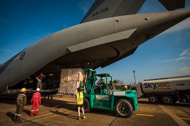 Loading equipment of Level 2 Hospital into C17 aircraft