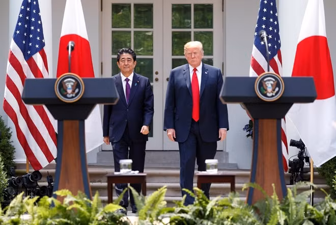 Japan PM Abe, U.S. President Trump to hold summit on Sept 26 ảnh 1