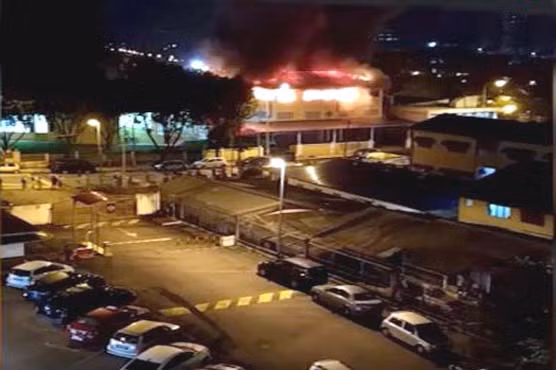 The fire at Darul Quran Ittifaqiyah, a “tahfiz” boarding school where students learn to memorize the Koran, was reported around 5.40 a.m. local time (2140 GMT Wednesday), according to a statement from the Malaysian Fire and Rescue Department.