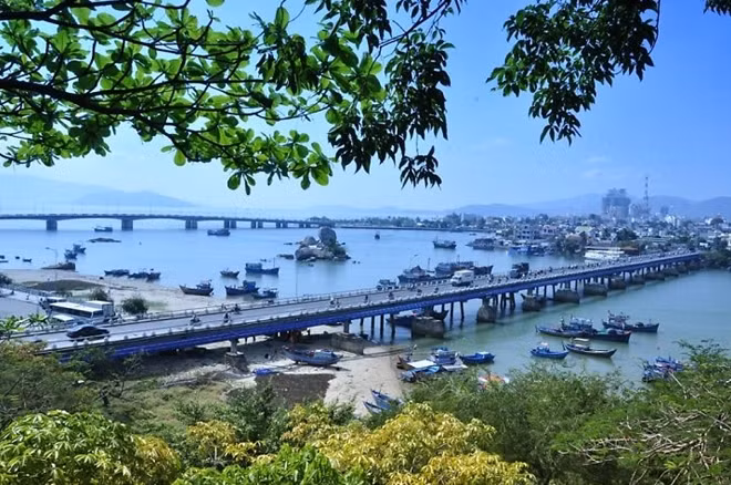 Quang Ngai hoped to see new breakthroughs in 2017 ảnh 1