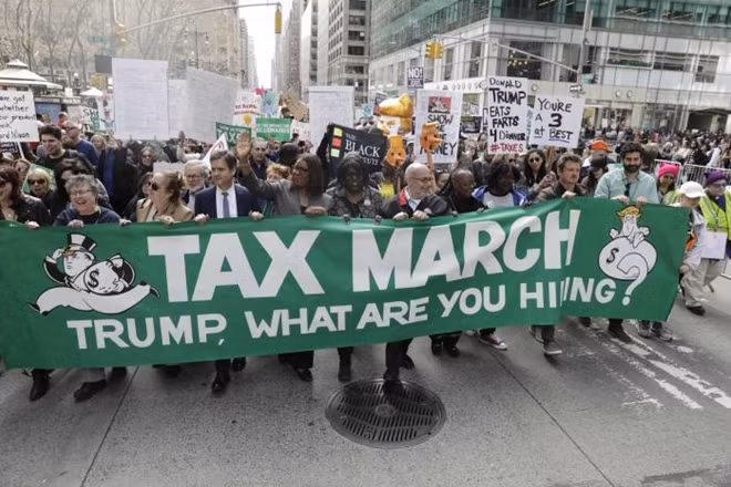 Thousands at U.S. rallies demand Trump release tax returns.
