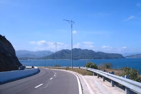 A coastal road is expected to give a boost to exploitation of potential in East of Viet Nam but it requires broader, comprehensive mindset and concerted efforts