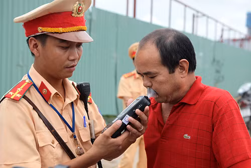 Vietnam to strictly punish drink drivers.