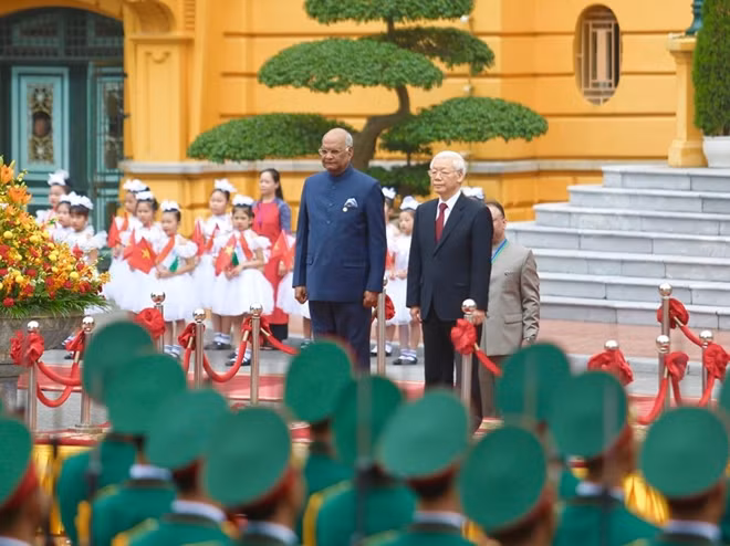 President Ram Nath Kovind and his spouse are making a State visit to Vietnam from November 18 to 20 at the invitation of President Nguyen Phu Trong. This is the first visit to Vietnam and also the first to Asia by President Ram Nath Kovind since he took office in July 2017.