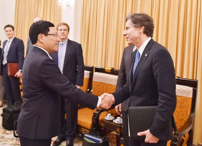 Deputy PM and Foreign Minister Pham Binh Minh and US Deputy Secretary of State Antony Blinken (Photo: Vietnamnet)