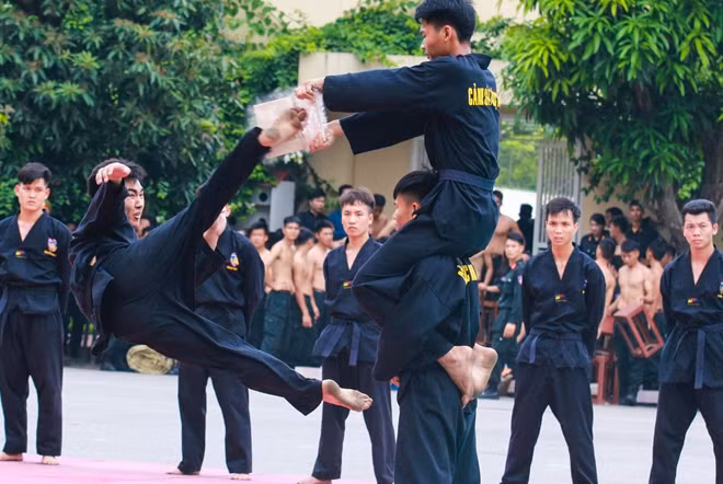 Special task police officer surprising audiences with outstanding performance.