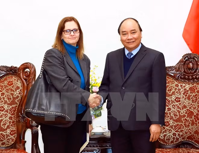 PM Phuc meeting Mrs. Meirav Eilon Shahar.