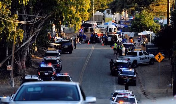 Motive a mystery as California police hunt for accomplice in festival shooting ảnh 1