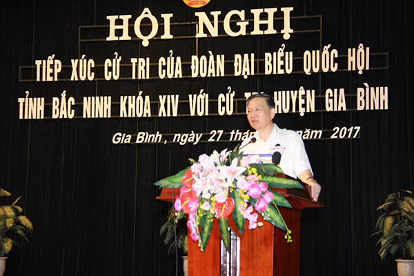 Minister To Lam speaking at the event.