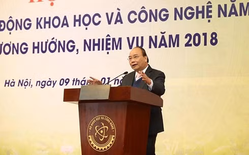 PM Phuc speaking at the event.