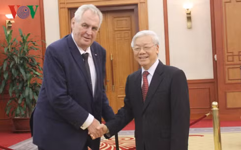 Party General Secretary Nguyen Phu Trong has highlighted the Vietnam visit by Czech President Milos Zeman.