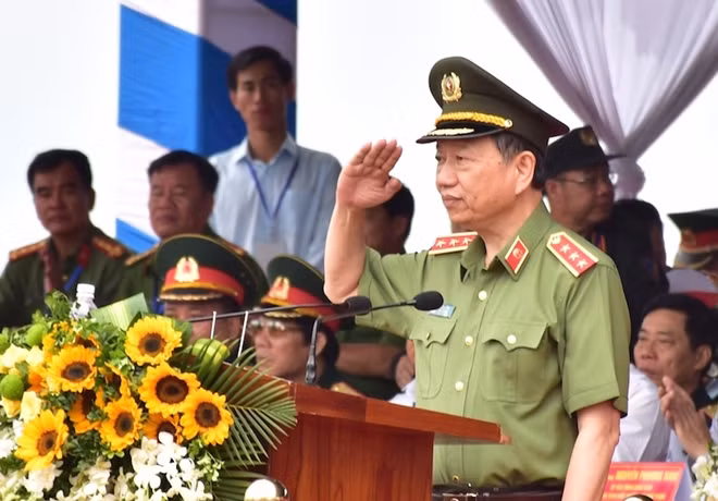 Minister To Lam issued an order to officially deploy the plan to protect the APEC 2017 High-level Week.