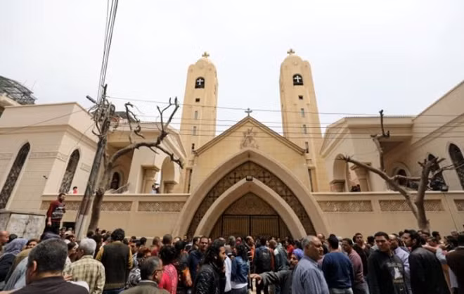 Egyptians gather in front of a Coptic church that was bombed on Sunday in Tanta, Egypt, April 9, 2017. REUTERS/Mohamed Abd El Ghany