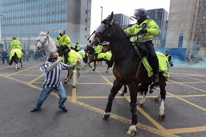 The marvelous image of UK police levels up with irreplaceable vehicle calls The Horse The marvelous image of UK police levels up with irreplaceable vehicle calls The Horse