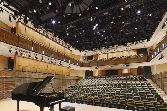 The first “International Piano Competition - Your Road to Carnegie Hall” is coming to Vietnam to hold auditions for promising Vietnamese pianists. (Photo courtesy of Asia Music and Performing Arts Education)