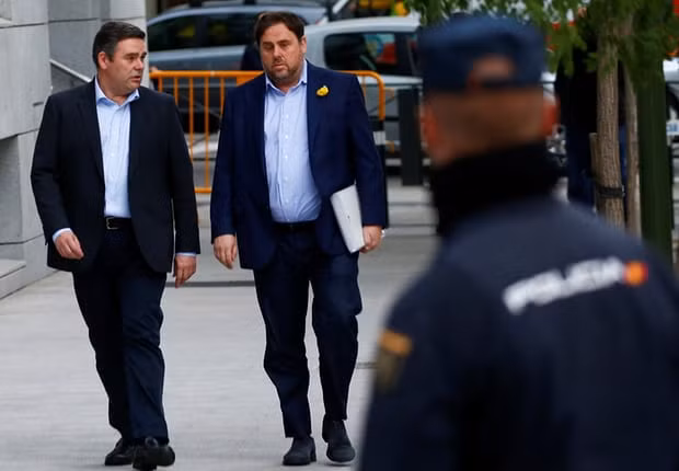 First to arrive at the court was the dismissed Catalan vice president, Oriol Junqueras, right. Photograph: Javier Barbancho/Reuters