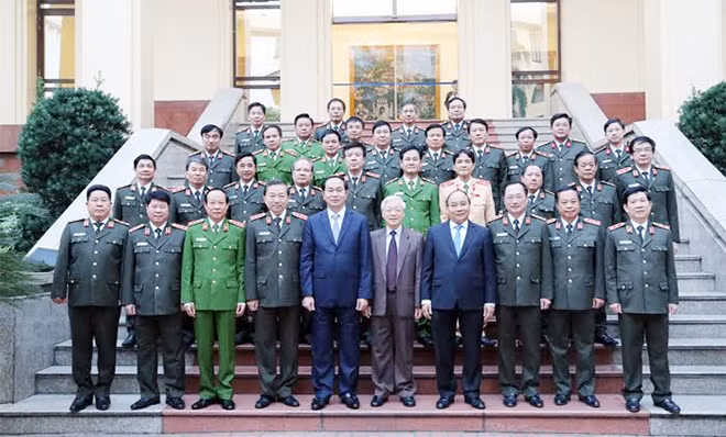 Participants at the meeting