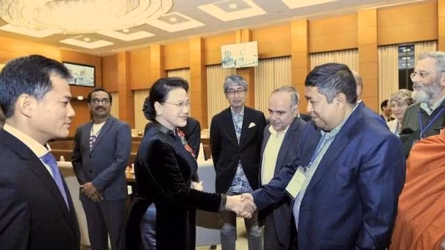 NA Chairwoman Nguyen Thi Kim Ngan meets with WPC delegates in Hanoi on November 24. Photo: Quochoi.vn