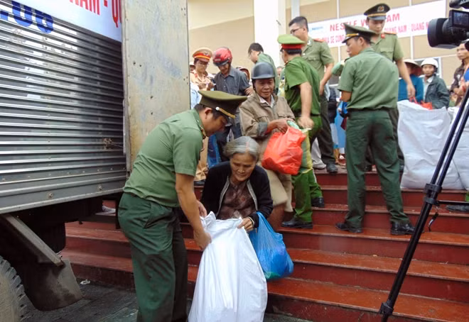 The activities demonstrate local police youths’ compassion and love for local people in misfortune
