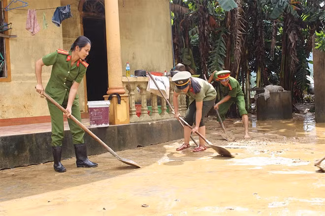Helping people cleaning resident areas.