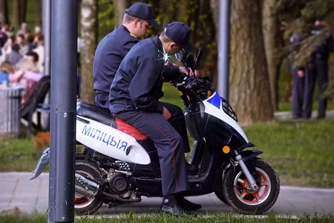 You use scooter to travel? So as us! Again, when it come to vehicle, police in Belarus takes it very serious. You use scooter to travel? So as us! Again, when it come to vehicle, police in Belarus takes it very serious.