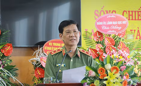 Lieutenant General Nguyen Van Son, member of the Central Party Committee of Public Security, Deputy Minister of Public Security speaking at the event.