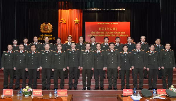 Participants at the conference.