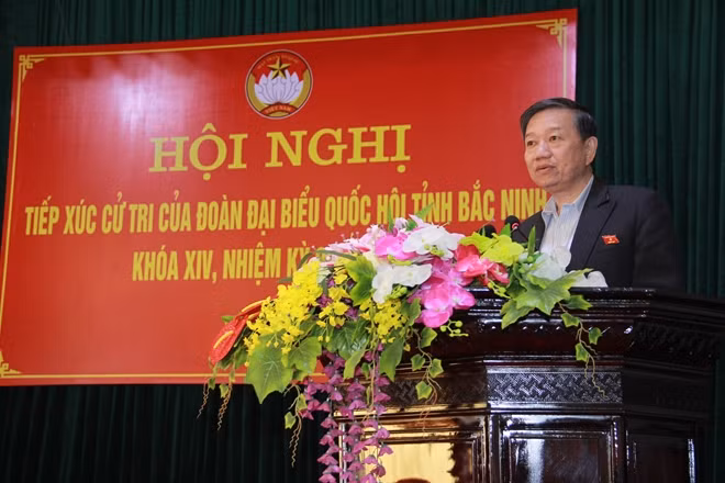 Minister of Public Security at the meeting.