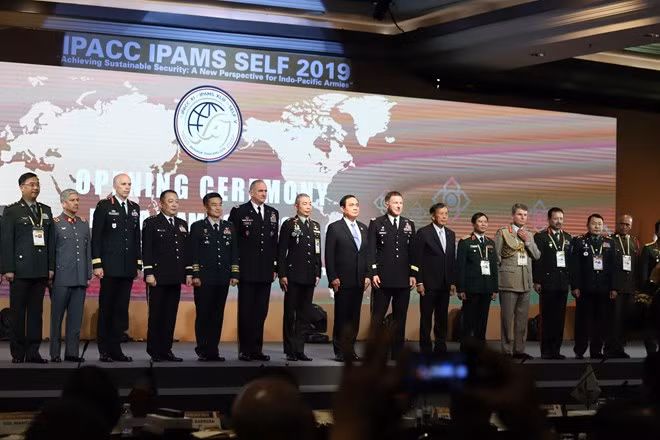 At the 11th Indo-Pacific Army Chiefs Conference (IPACC)in Bangkok, Thailand (Photo: VNA)