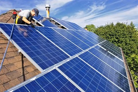 Solar power is considered the main source of energy for renewable energy development, which is drawing the attention of domestic and foreign investors