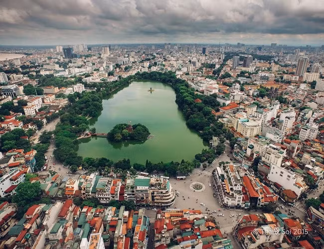 Hoan Kiem Lake (Hanoi)