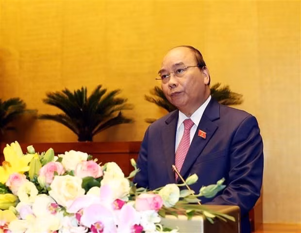 Prime Minister Nguyen Xuan Phuc speaks at the session. (Photo: VNA)