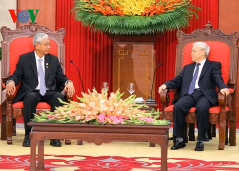 Party General Secretary Nguyen Phu Trong meets Myanmar President