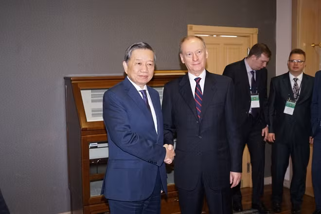 Minister To Lam and the Secretary of the Security Council of Russia.